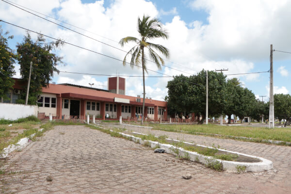 Foto da fachada do Hospital Maria Alice Fernandes